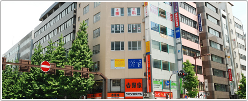 医院外観